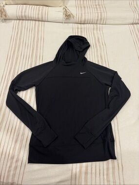 Nike Black Mesh-Sleeve Hooded Performance Top